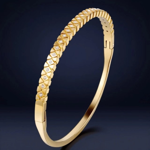Bracciale Rigido Acciaio Inossidabile Placcato Oro 18K Stella Zirconia Geometrico Sottile Cerniera Per Donna