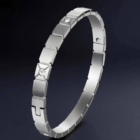 Bracciale Rigido In Acciaio Inossidabile Quadrato Geometrico Fibbia A Cerniera Con Zirconia Placcato Oro 18K Gioielli Moda