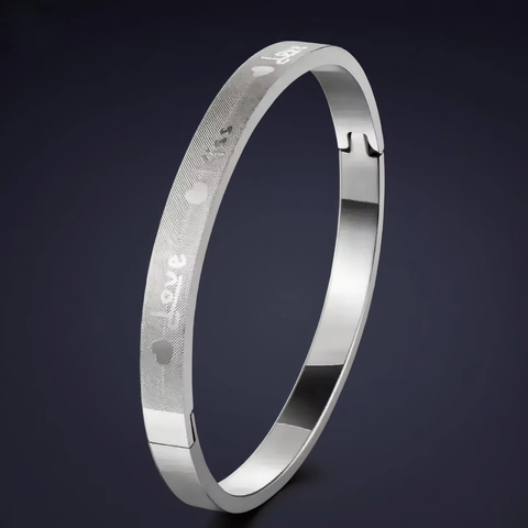 Brazalete De Acero Inoxidable Grabado Love Kiss Corazón Mate Cepillado Pulido Espejo Joyería De Moda