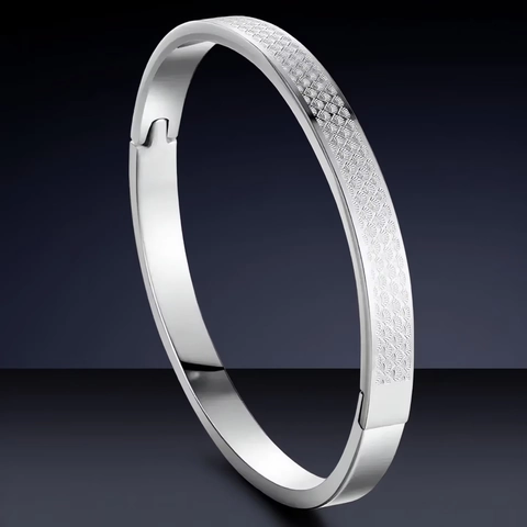Edelstahl Armreif Für Damen Mit Fächerförmiger Sternentextur Poliertes Scharnier Armband Moderner Schmuck Nicht Verblassend