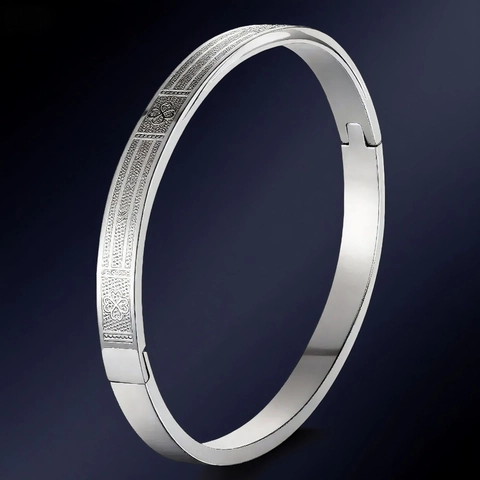 Brazalete De Acero Inoxidable Con Patrón De Trébol Y Latido Del Corazón Cierre Minimalista Joyería Para Parejas