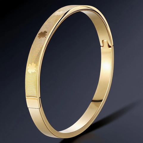 Bracciale Rigido In Acciaio Inossidabile Con Texture Ondulata Motivo Quadrifoglio Chiusura Cerniera Ovale Gioielli Moda