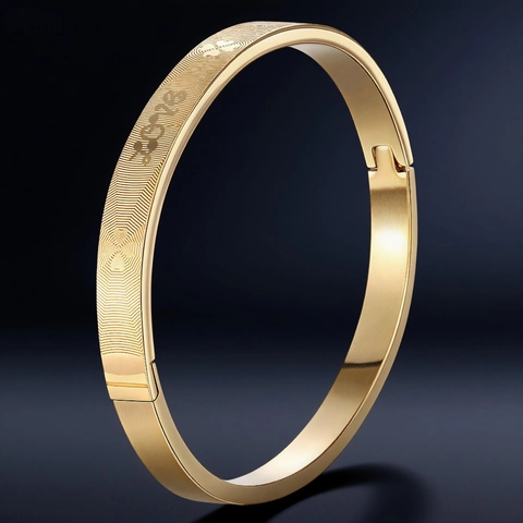 Bracciale Rigido In Acciaio Inossidabile Inciso LOVE Battito Cardiaco Quadrifoglio Chiusura Geometrica Ovale Gioielli