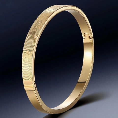 Minimalist Stainless Steel Bangle Bracelet Laser Etched Clover LOVE Pattern Hinge Clasp Waterproof Jewelry For Couples