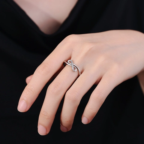 Unendlichkeit Kreuz Ring Damen Kupfer Mit Zirkonia Verstellbar Offen Verdreht Glückliches Design Modeschmuck Geschenk