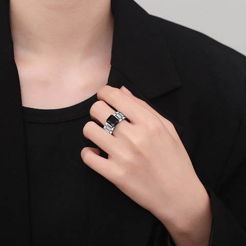 Retro Rechteckiger Schwarzer Zirkon Ring Kupfer Verstellbar Offen Uhrenarmband Link Design Punk Unisex Schmuck