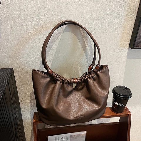 Ruched PU Leather Shoulder Bag For Women Vintage Hobo Tote With Wooden Bead Decor Large Capacity Pleated Underarm Handbag
