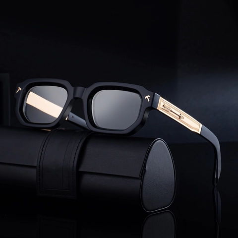 Retro Square Sunglasses With PC Frame And Metal Temples UV400 Protection Fashion Outdoor Eyewear For Men