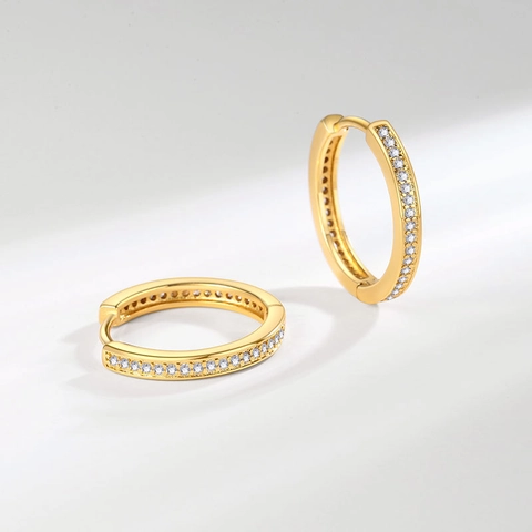 Schicke Kupfer Huggie Creolen Für Damen Mit Zirkonia Eingelegt Geometrische Runde Kreis Mode OL Stil Trendiger Schmuck