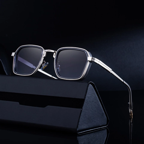 Square Sunglasses Men Retro Metal Plastic Frame UV400 Protection Punk Industrial Style Vintage Eyewear