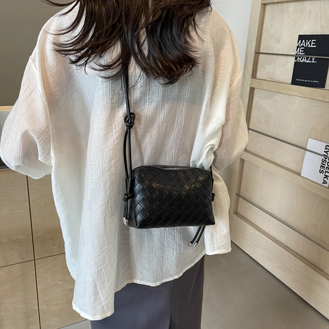 Woven PU Leather Crossbody Bag Small Square Camera Bag With Knotted Shoulder Strap Minimalist Casual Handbag For Women