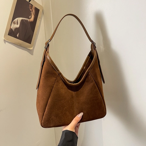 Große Hobo Schultertasche Mattes Wildleder Optik PU Leder Verstellbarer Gurt Pendler Unterachsel Tote Für Damen