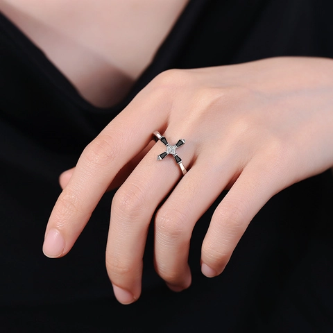 Kreuz Ring Kupfer Zirkon Schwarz Emaille Verstellbare Öffnung Minimalistische Gothik Stil Schmuck Für Damen