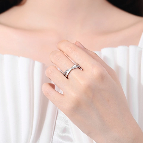 Fashion Cross Open Ring Micro Pave Zircon Adjustable Copper Finger Jewelry Women Elegant Commuter Accessory