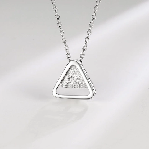 Triangle Pendant Necklace For Women Minimalist Copper Geometric Double Layer Clavicle Chain Elegant Accessory