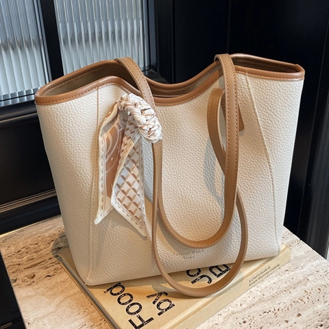 Große Damen Tote Bag PU Leder Lychee Narbung Mit Bedrucktem Schal Mode Pendler Schultertasche