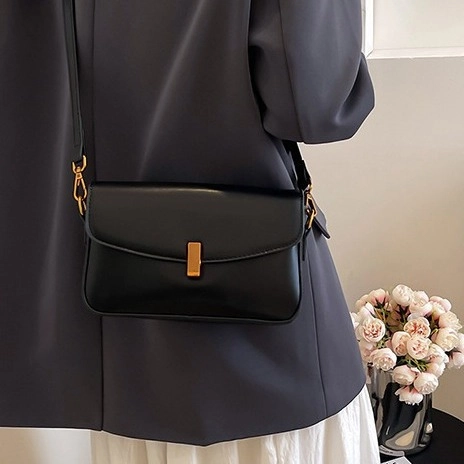 Borsa A Spalla Da Donna Minimalista Retrò In Pelle PU Patta Borsa A Tracolla Tracolla Regolabile Fibbia In Metallo Dorato