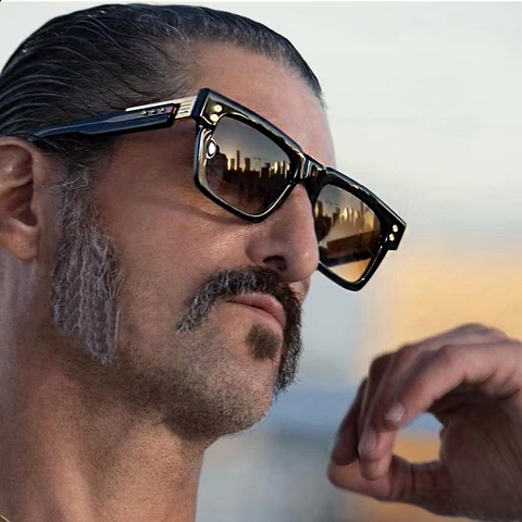 Retro Square Polarized Sunglasses Men Thickened PC Frame TAC Lens UV400 Protection Driving Fashion Shades Metal Rivets