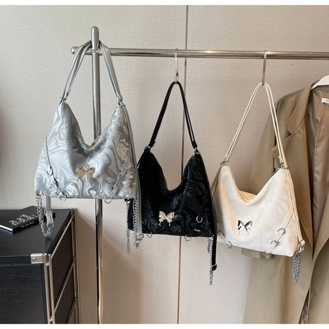 Borsa a Spalla in Pelle PU Trama Marmo da Donna Alla Moda Con Decorazione a Farfalla in Metallo Tracolla a Catena Grande Capacità Zaino Urbano Semplice