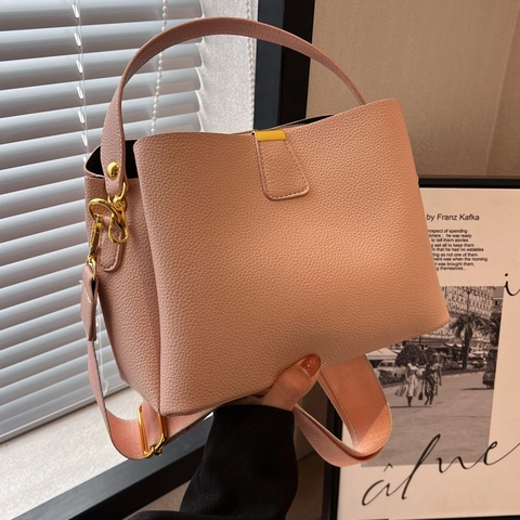 Women Bucket Bag PU Leather Lychee Pattern Gold Hardware Wide Webbing Shoulder Strap Minimalist Crossbody Handbag Fashion