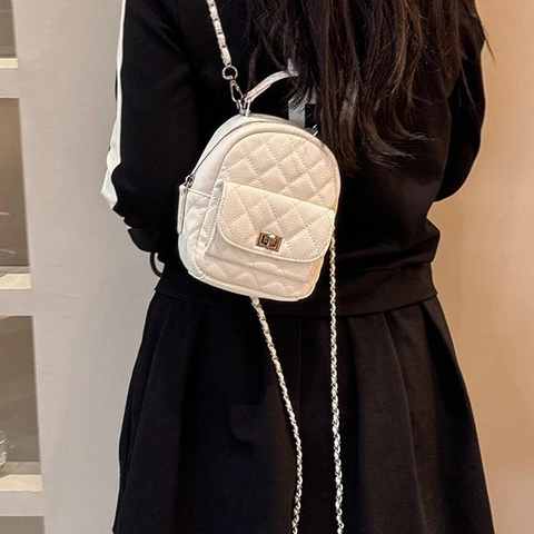 Damen Mini Rucksack Gestepptes Rautenmuster PU Leder Silberkette Eleganter Koreanischer Mode Nische Schultertasche