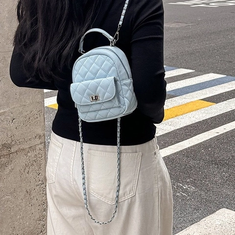 Damen Mini Rucksack Gestepptes Rautenmuster PU Leder Silberkette Eleganter Koreanischer Mode Nische Schultertasche