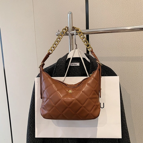Quilted Hobo Shoulder Bag Women PU Leather Rhombus Pattern Half Moon Handbag With Gold Chain Flower Buckle Retro