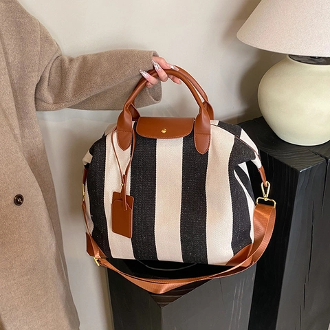Große Kapazität Damen Tote Bag Schwarz Weiß Vertikale Streifen Leinwand Leder Nähte Pendler Schulter Reise Handtasche