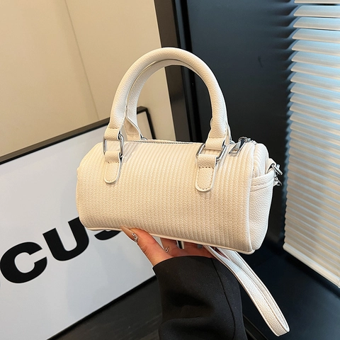 Vertikal Plissierte Boston Tasche Für Damen PU Leder Zylinder Schulter Umhängetasche Mit Abnehmbarem Riemen Silberne Hardware