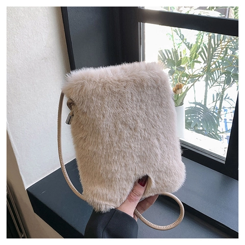 Women Winter Soft Faux Fur Crossbody Bag Solid Color Plush Mobile Phone Bag Fashion Small Square Shoulder Bag For Daily Dating