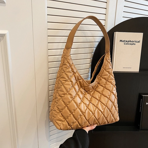 Sac Fourre-Tout En Cuir PU Matelassé Grande Capacité Sac À Épaule Rembourré Style Hobo Mode Sac À Main Femme Loisirs