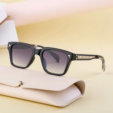 Vintage Square Sunglasses PC And Alloy Frame UV400 Protection Retro Fashion Eyewear For Men And Women Outdoor