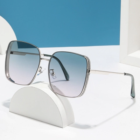 Polarized Sunglasses Women Oversized Square Frame TAC Lens UV400 Protection Glitter Fashion Shades Eyewear
