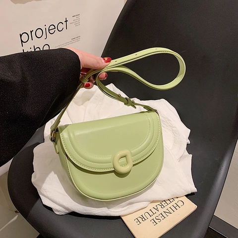 Damen PU Leder Sattel Umhängetasche Modern Einfach Vielseitig Retro Klappdeckel Mit D Ring Schnalle Verstellbar