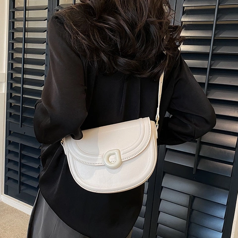 Damen PU Leder Sattel Umhängetasche Modern Einfach Vielseitig Retro Klappdeckel Mit D Ring Schnalle Verstellbar