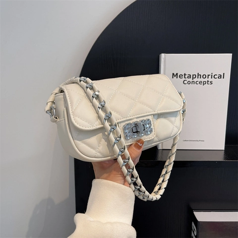 Quilted Diamond Pattern Flap Shoulder Bag PU Leather Elegant Chain Crossbody Purse With Turn Lock For Women Daily Versatile