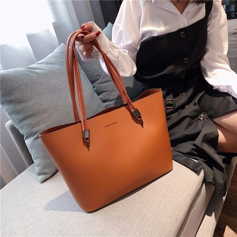Vintage PU Leather Tote Bag Large Capacity Letter Print Minimalist Women Shoulder Handbag For Travel