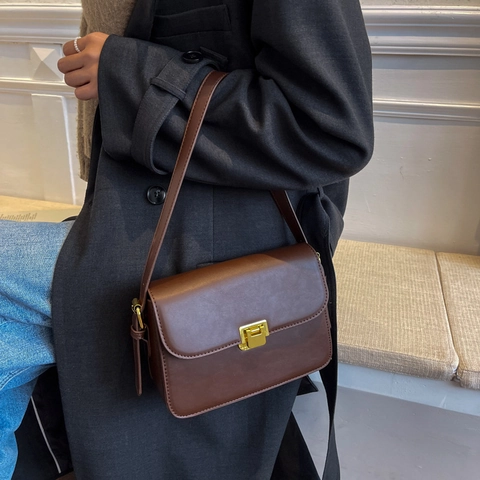 Dames Retro PU Leren Schoudertas Vintage Minimalistische Crossbody Kleine Vierkante Tas Gouden Slot Klep Verstelbaar