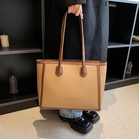 Borsa Tote In Pelle PU Di Grande Capacità Da Donna Borsa A Spalla Retro Di Moda