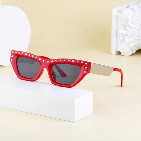 Occhiali Da Sole Occhio Di Gatto Da Donna Strass Montatura PC Aste In Metallo Protezione UV400 Moda Lusso Tendenza Vintage