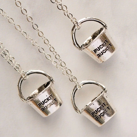 Eimer Anhänger Halskette Lustig Graviert Kupfer Vergoldet Schlüsselanhänger Schmuck Zubehör Für Damen Herren Design
