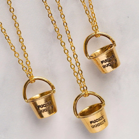 Eimer Anhänger Halskette Lustig Graviert Kupfer Vergoldet Schlüsselanhänger Schmuck Zubehör Für Damen Herren Design