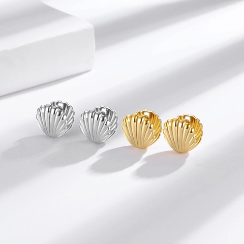 Muschel Fächerförmige Huggie Creolen Strukturierte Kupfer 18K Vergoldet Minimalistisch Elegant Für Damen