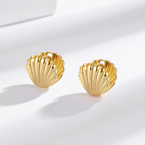 Muschel Fächerförmige Huggie Creolen Strukturierte Kupfer 18K Vergoldet Minimalistisch Elegant Für Damen