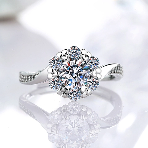 Classic Round Cut Moissanite Ring For Women Adjustable Copper Ring Six Prong Setting Geometric Zirconia Jewelry Elegant