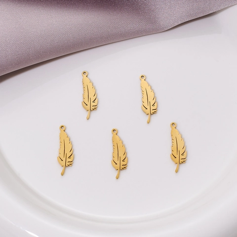 Stainless Steel Mini Feather Pendant Charm Leaf Design For DIY Necklace Bracelet Jewelry Making Accessories Gold Silver Plated Findings
