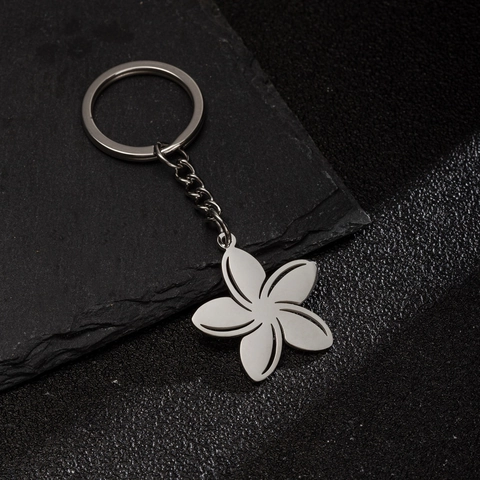 Llavero Con Colgante De Flor Hueca De Acero Inoxidable Simple Minimalista Floral Encanto De Bolsa Accesorio De Anillo De Llave
