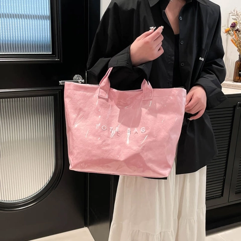 Borsa Tote Da Donna Grande Capacità Carta DuPont PVC Impermeabile Stampa Lettere Trama Increspata Borsa Casual
