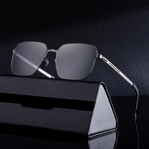 Men Polarized Sunglasses Square Stainless Steel Frame UV400 Nylon Lens Lightweight Fashion Driving Eyewear