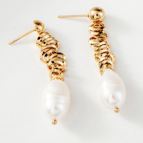 Baroque Freshwater Pearl Stud Earrings 18K Gold Plated Stainless Steel Spiral Screw Thread Design For Women Vintage Elegant